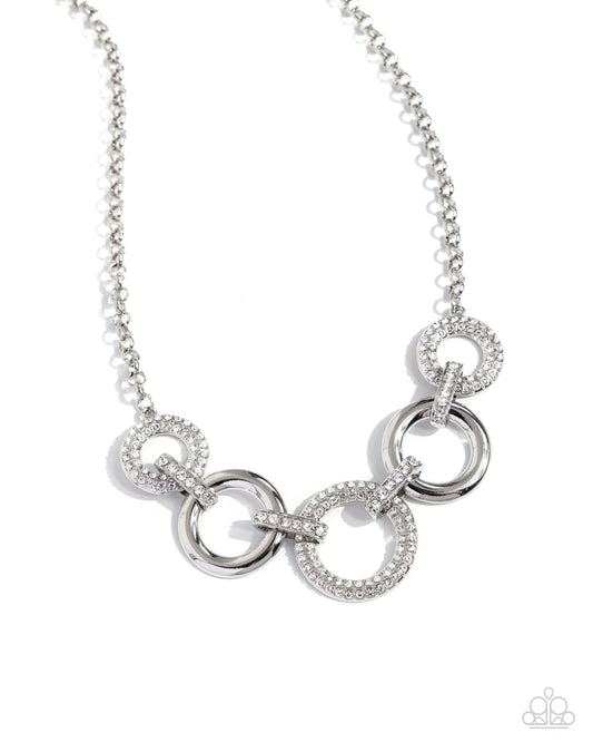 cosmopolitan-confidence-white-p2re-wtxx-690xx