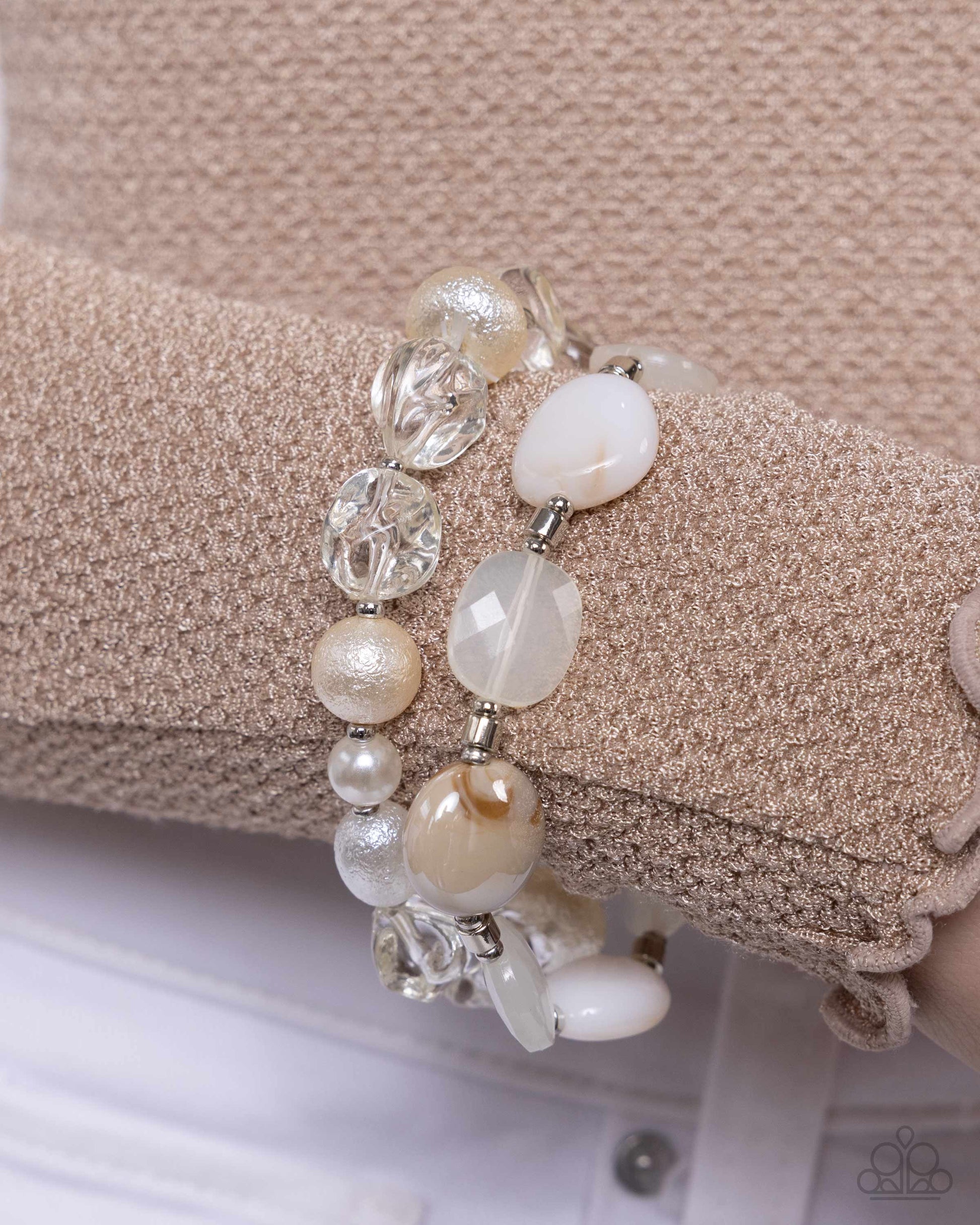 everyday-essentials-white-p9ba-wtxx-088xq