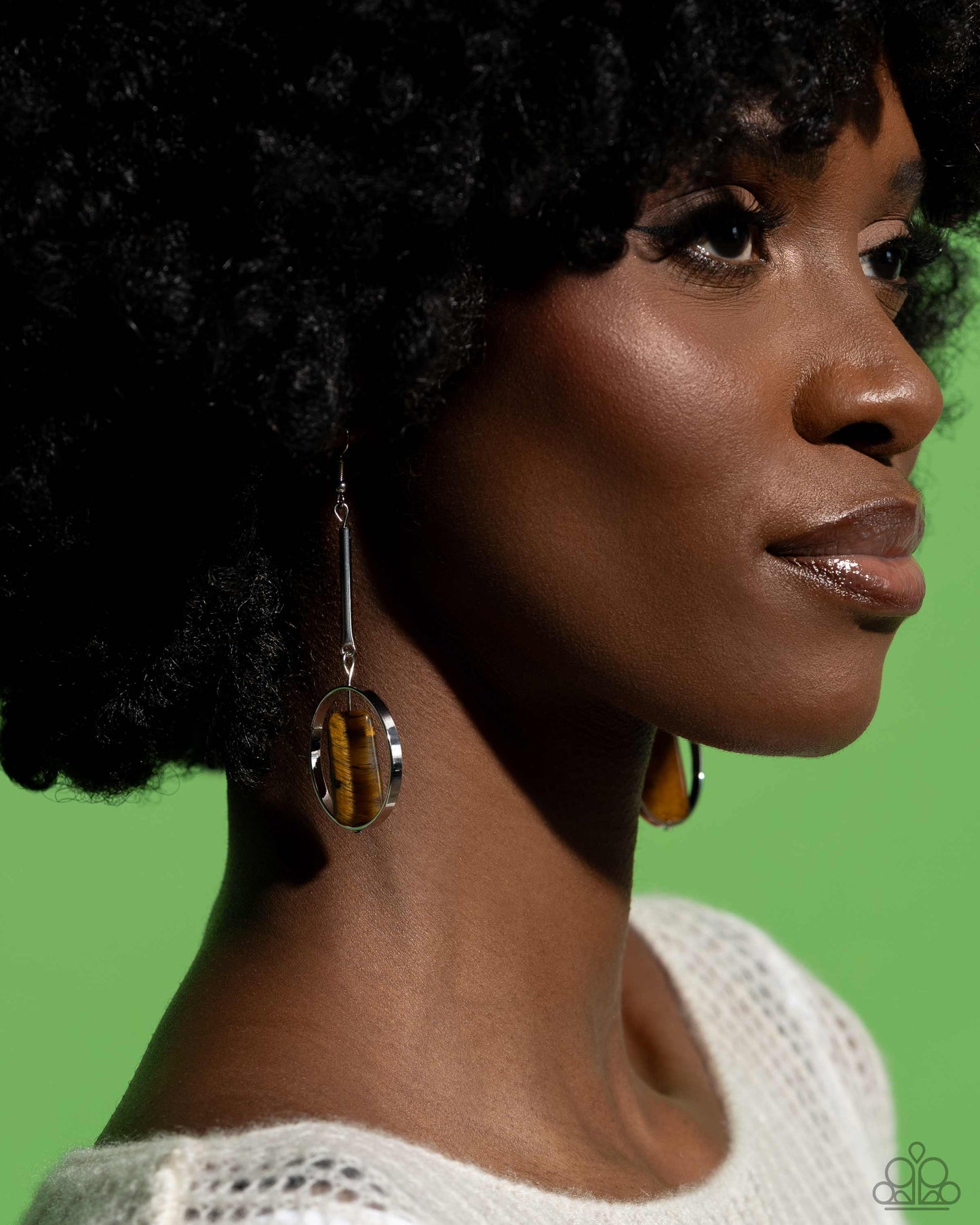 brown-earring-20-161023-p5se-bnxx-214xx