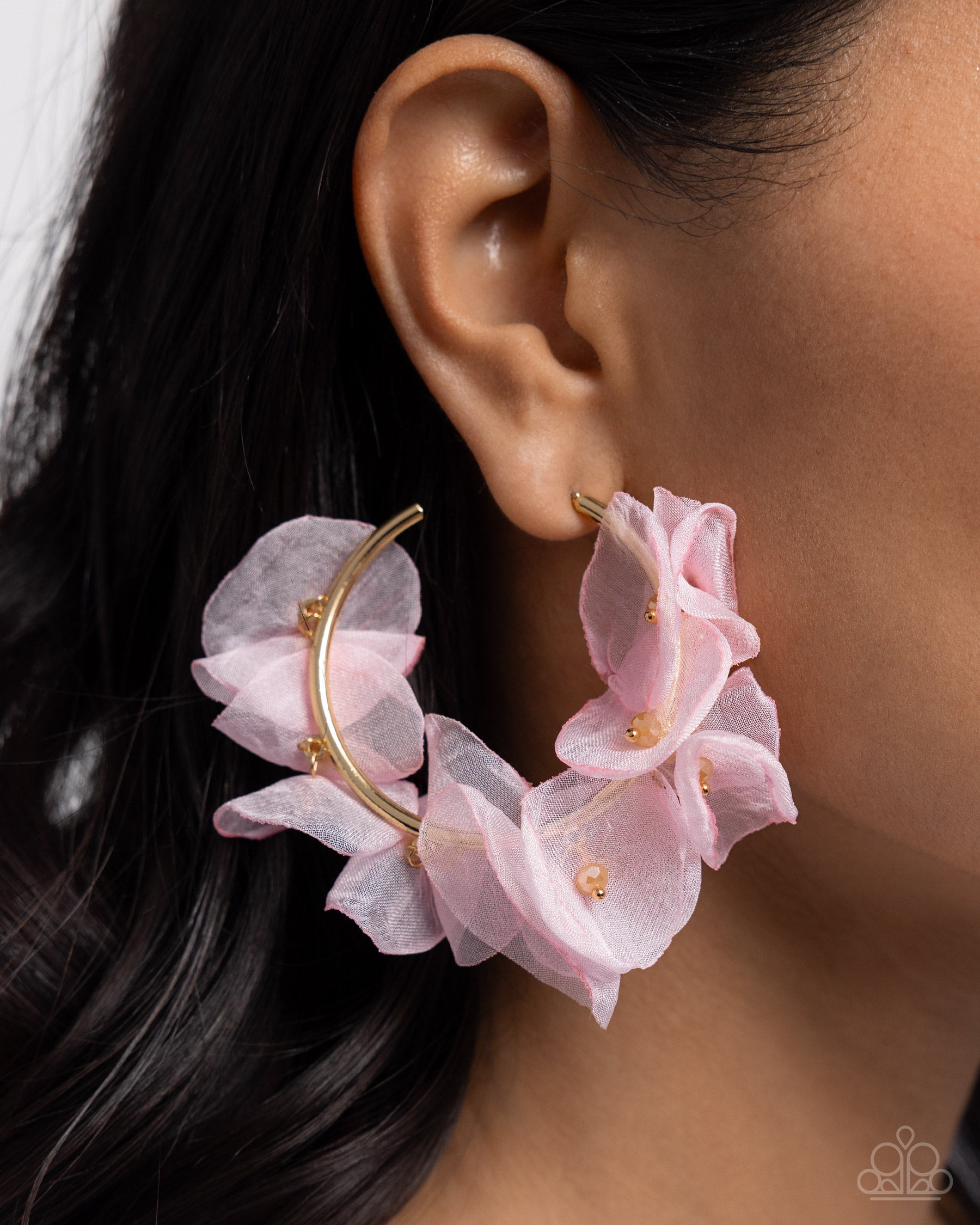 Paparazzi ♥ Petaled Pageant - Gold ♥ Earrings – LisaAbercrombie