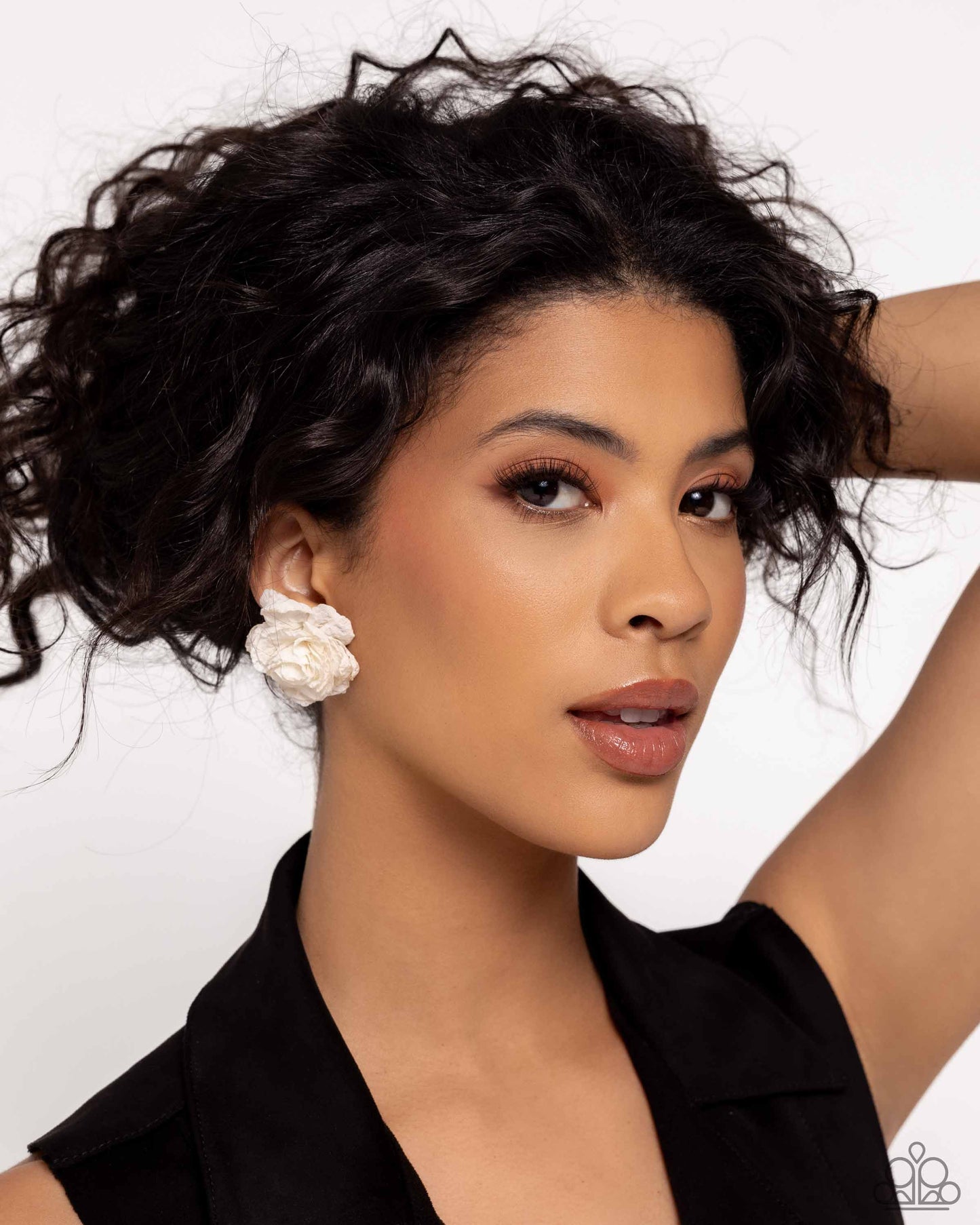 tulle-twist-white-p5po-wtxx-430xx