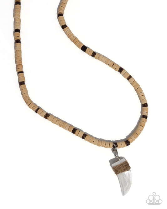 shark-tooth-statement-brown-p2mn-urbn-023xx