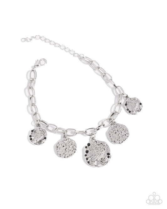 winking-wild-black-p9ba-bkxx-121xx