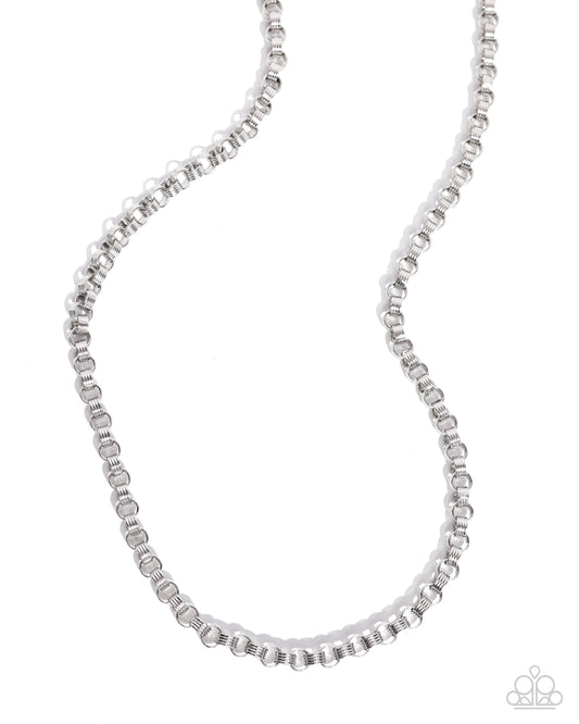 linked-lounge-silver-p2mn-ursv-084xx