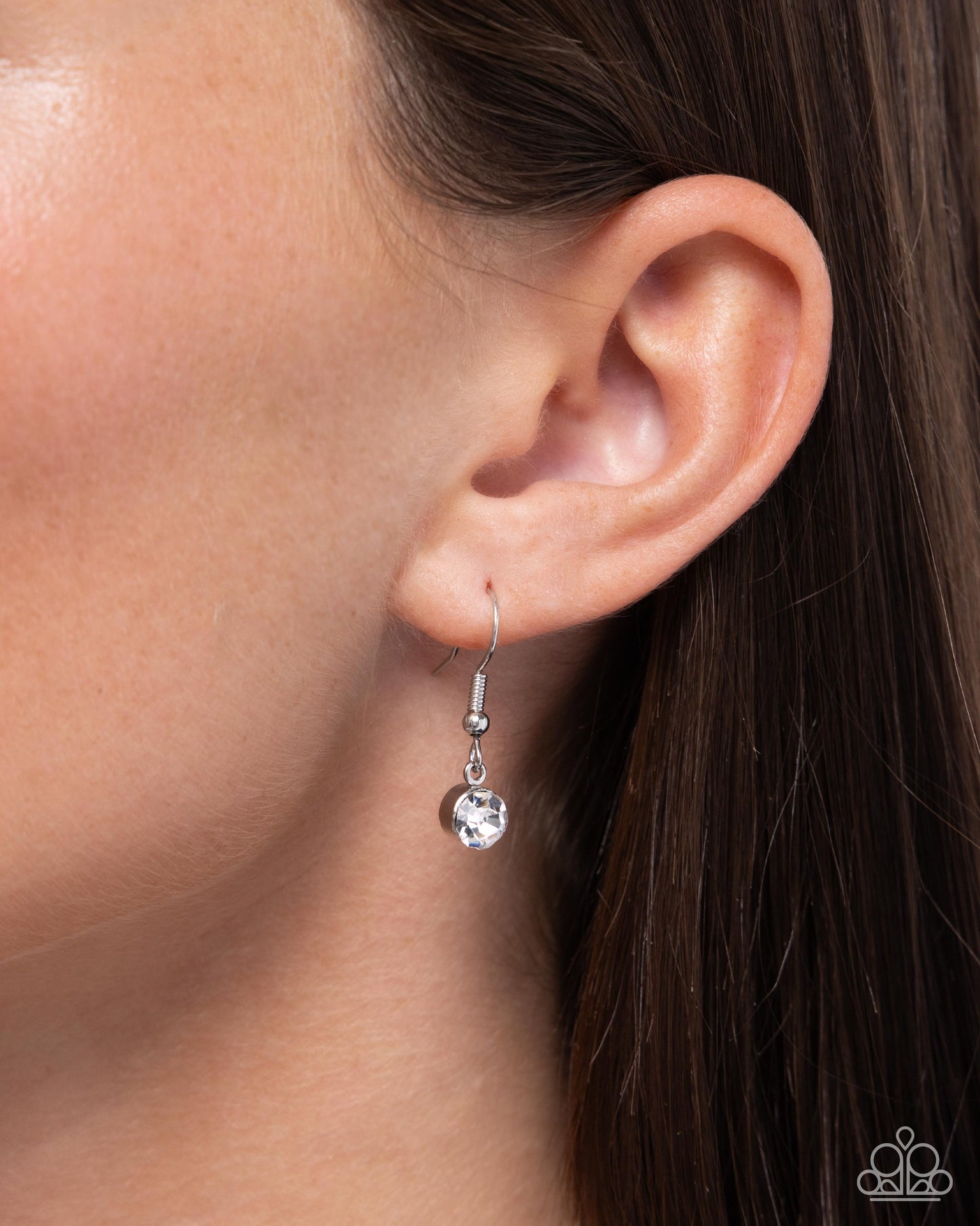 anchored-actress-white-p2re-wtxx-700xx