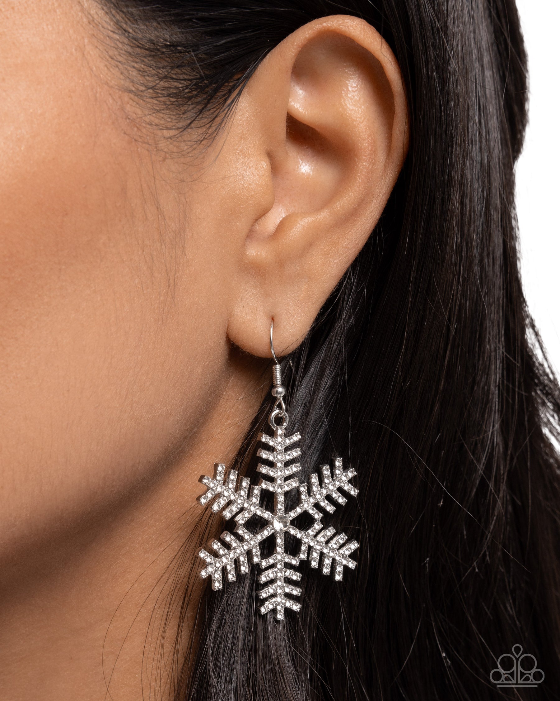 snowflake-shimmer-white-p5st-wtxx-084xx