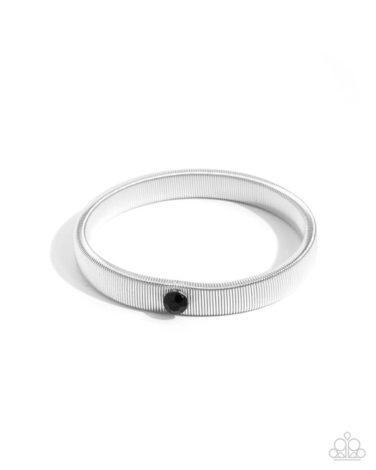 surprising-solo-black-p9ba-bkxx-129xx