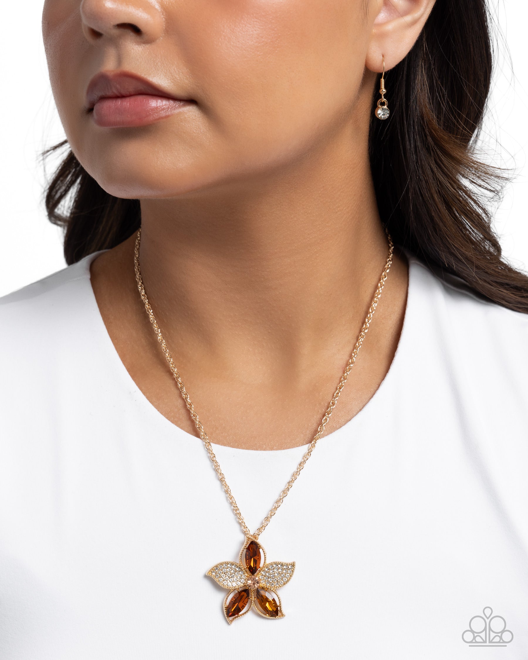 favorite-flower-brown-p2re-bnxx-370xx