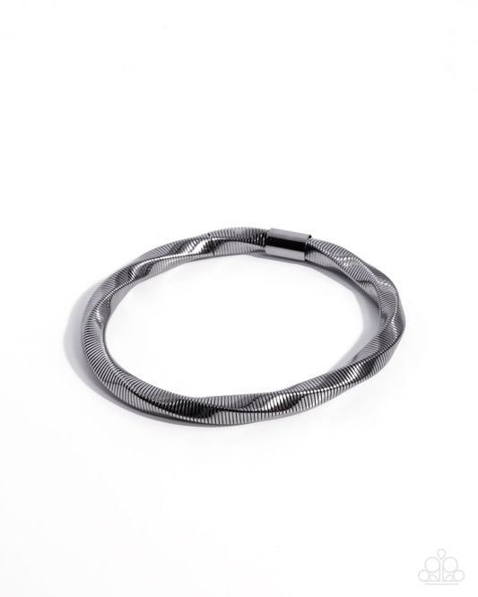 twisted-temptress-black-p9ba-bkxx-135xx