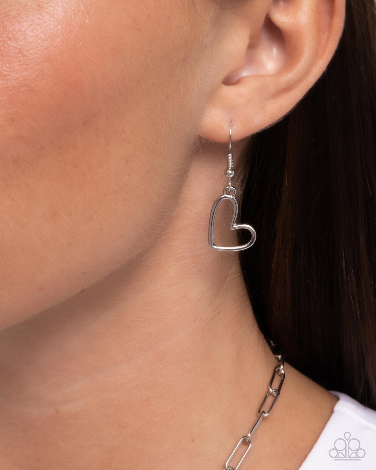 courting-chains-silver-p2wd-svxx-431xx