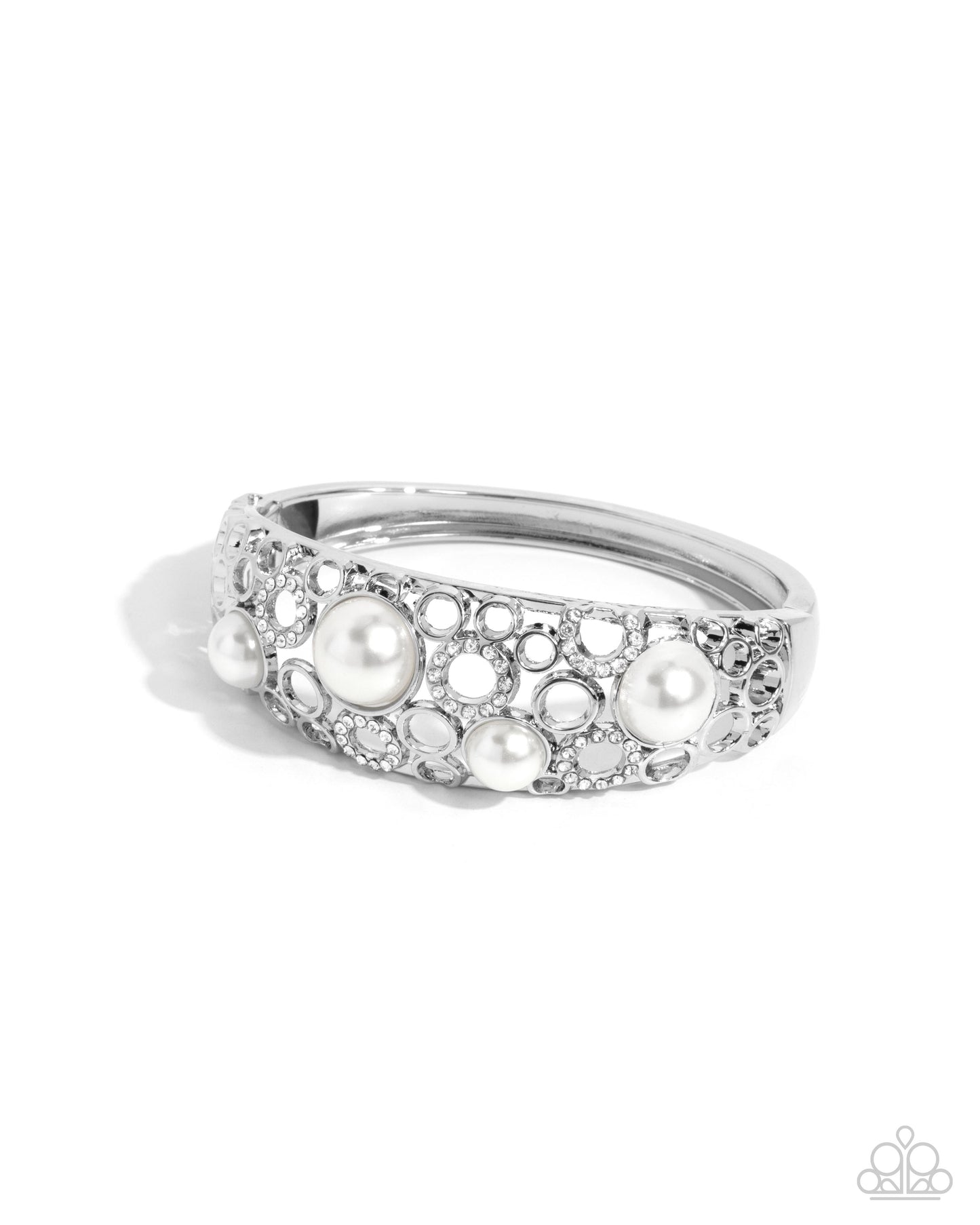 cultured-confidence-white-p9re-wtxx-607xx