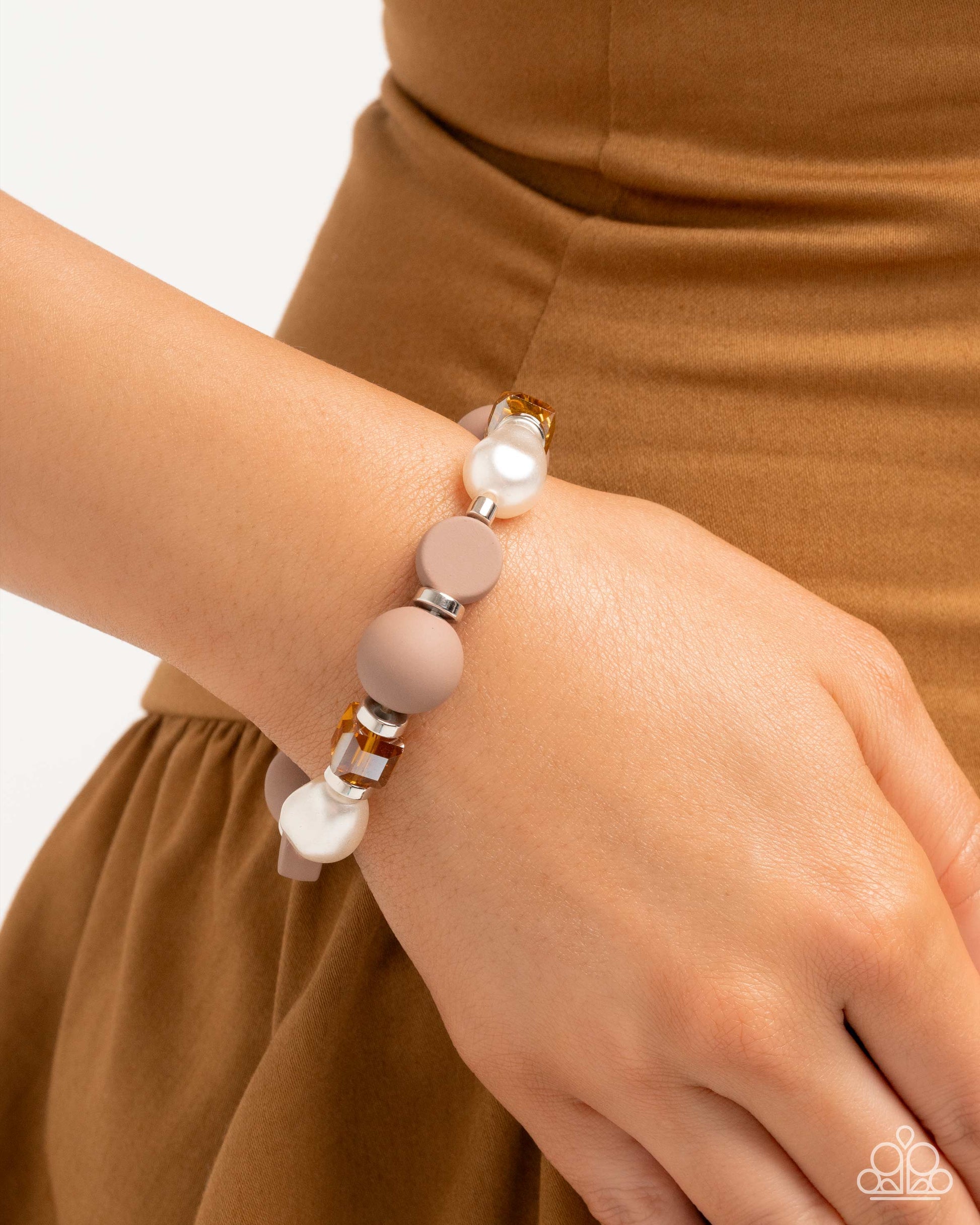 complete-look-8519-bb-bn-gp