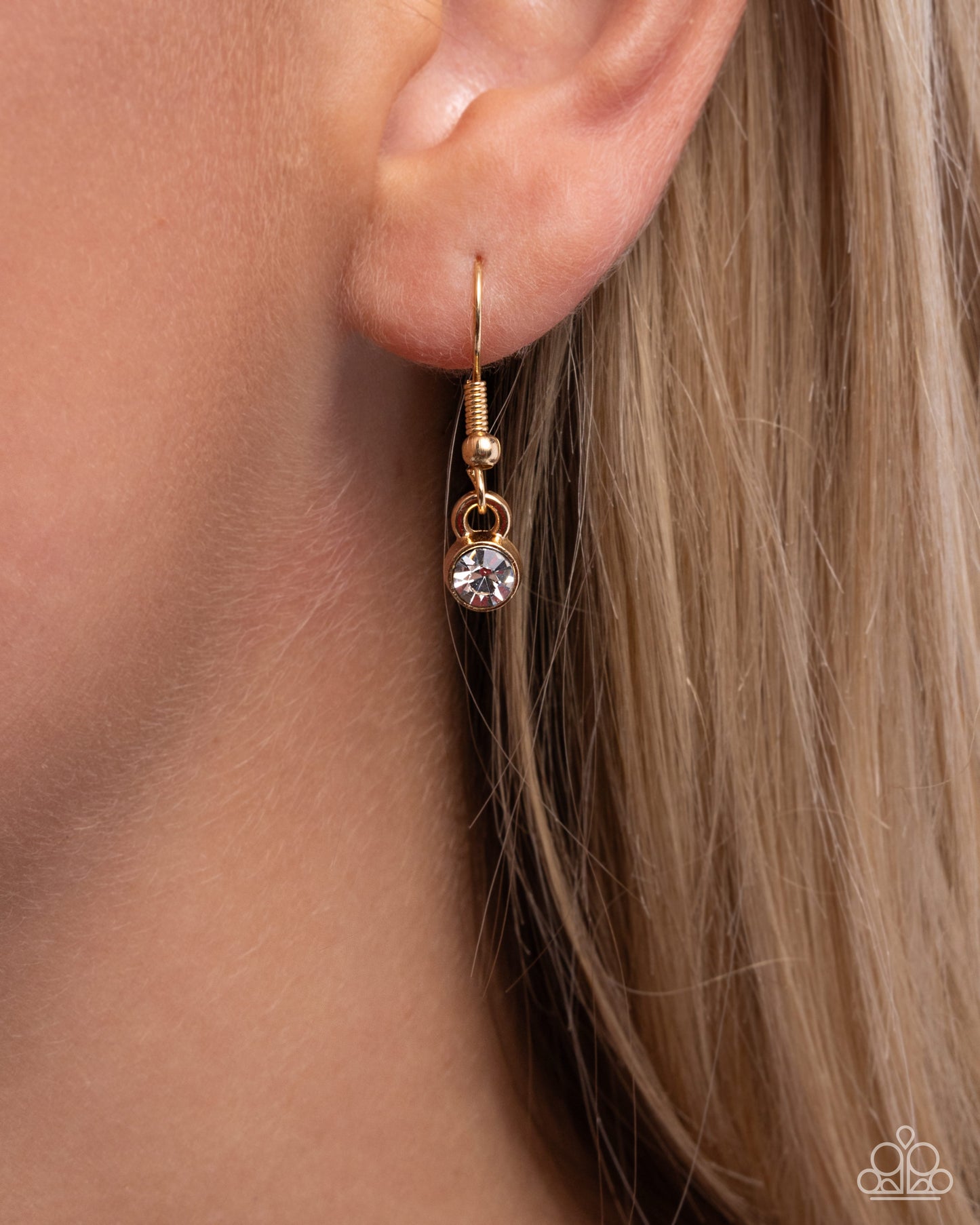 gently-glistening-gold-p2re-gdxx-546xx