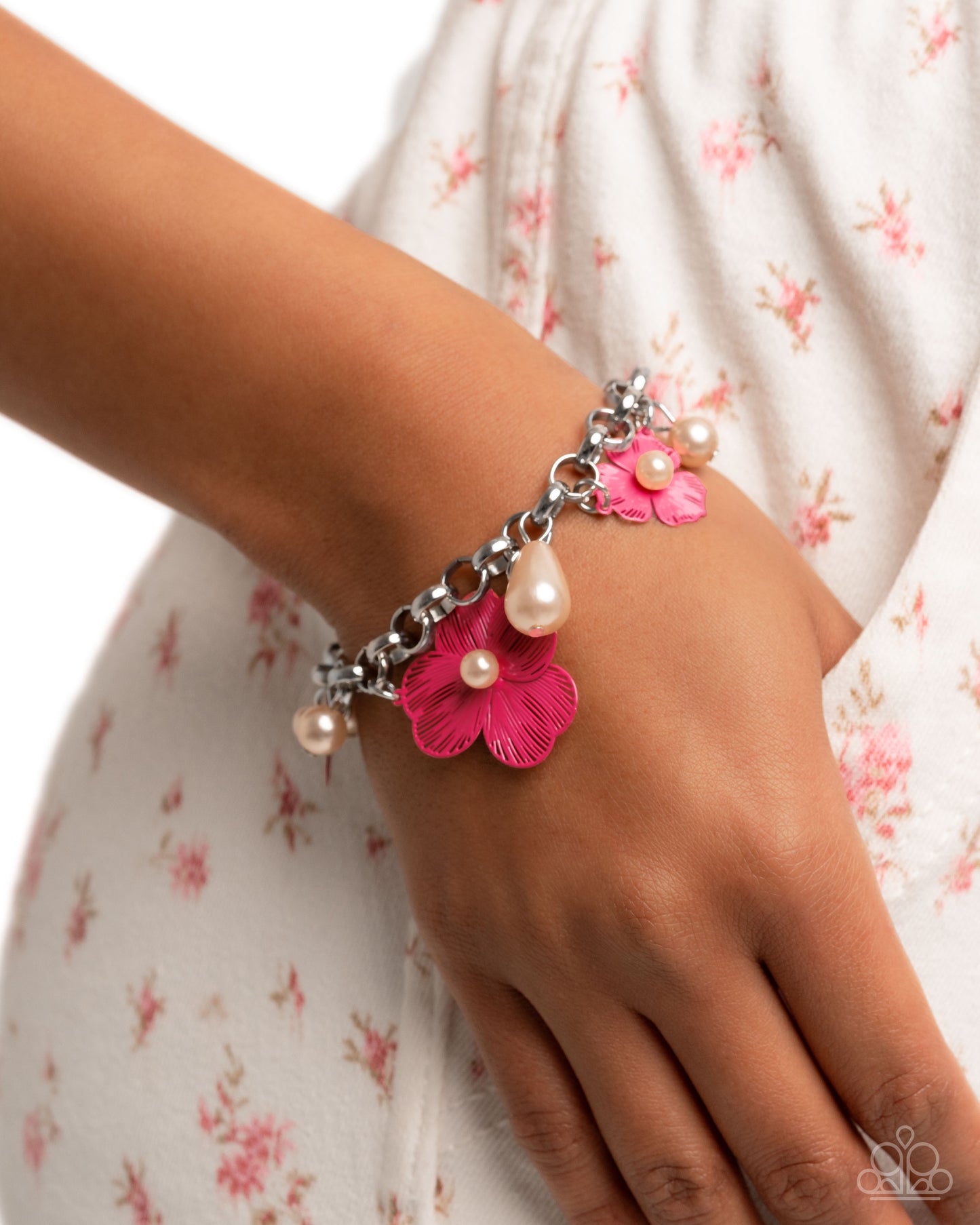 whimsical-ware-complete-look-bb-pk-hp