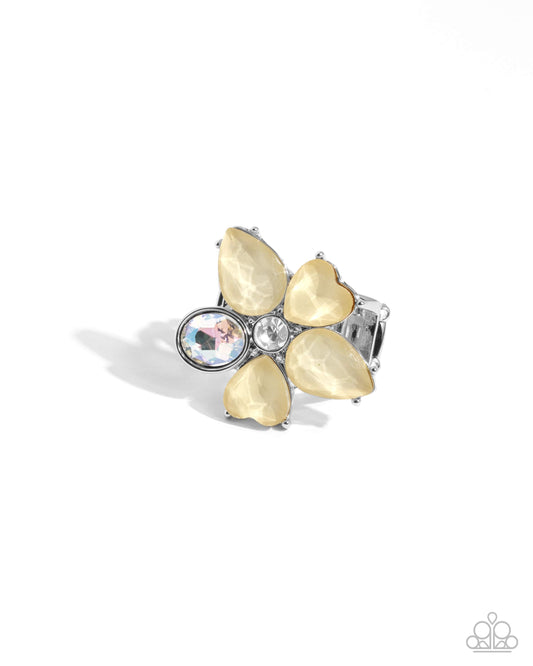 fanciful-feature-yellow-p4re-ywxx-088xx