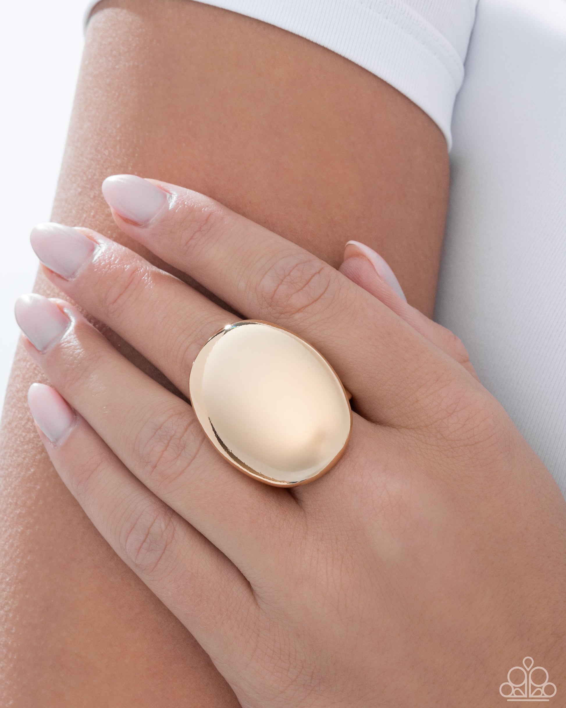 omniscient-oval-gold-p4ba-gdxx-065xx