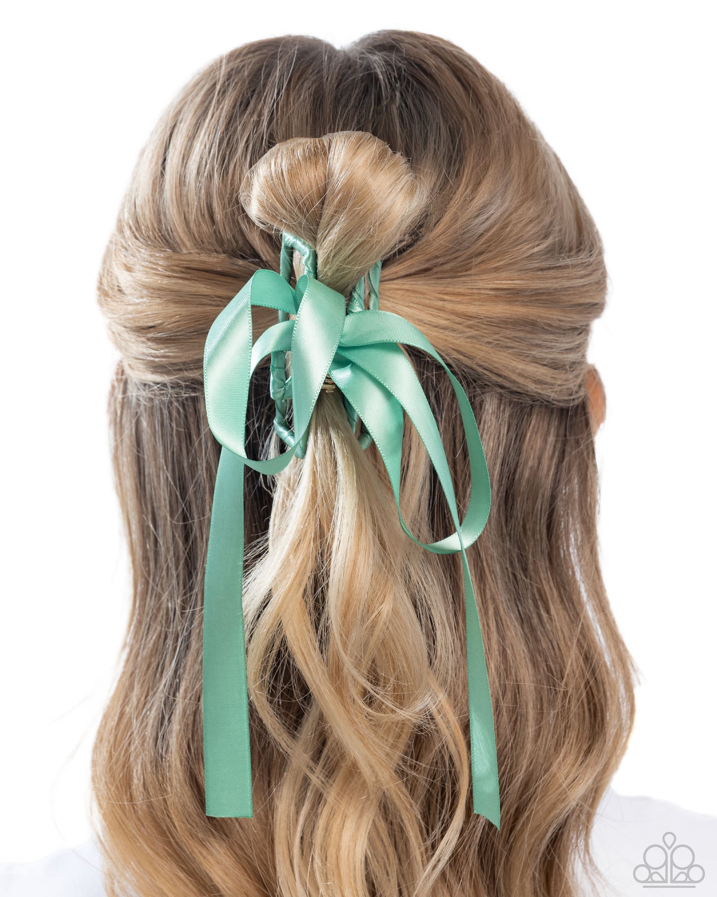 haute-hairstylist-green-p7cc-grxx-022xx