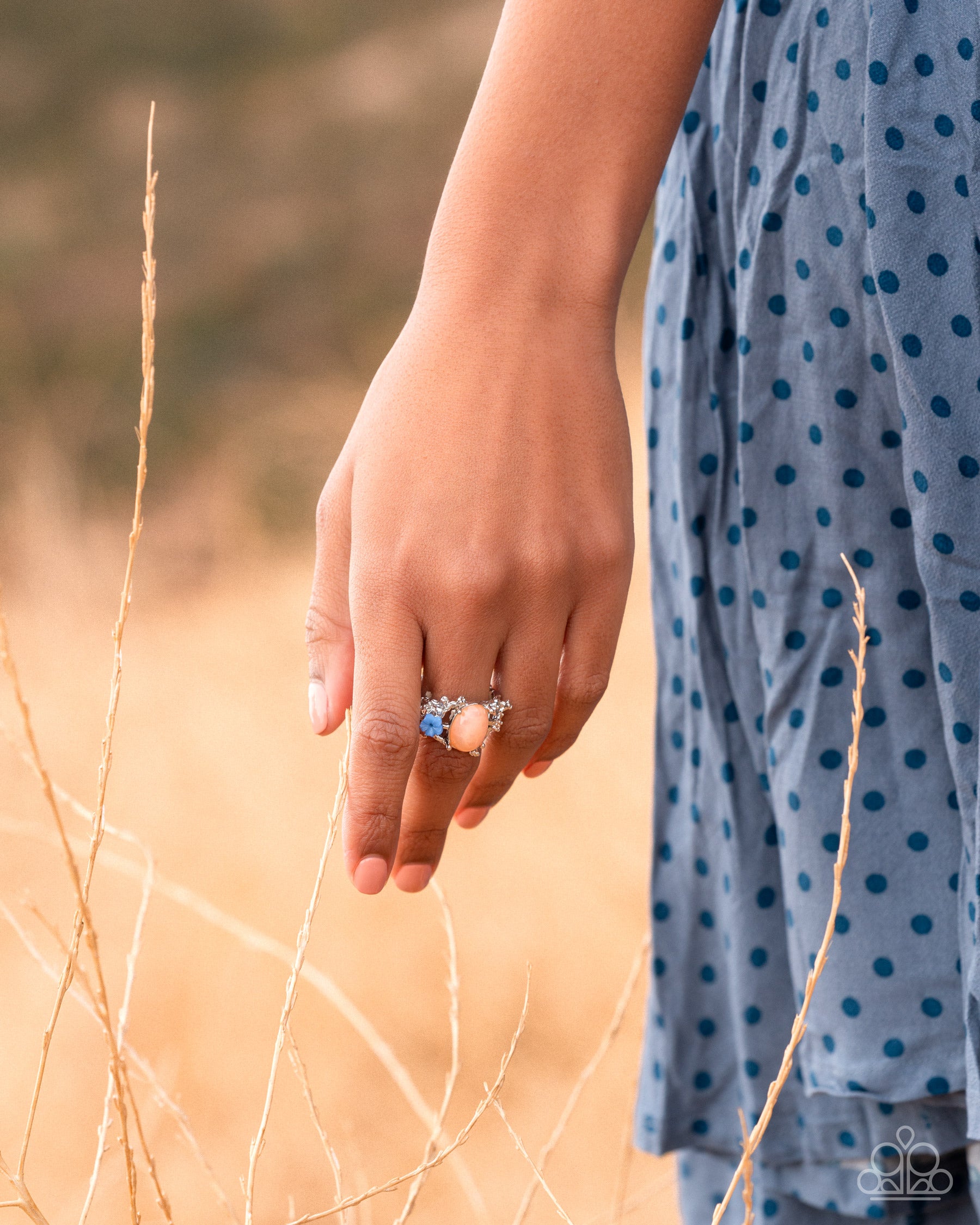 oval-occupation-orange-p4wh-ogxx-165xx