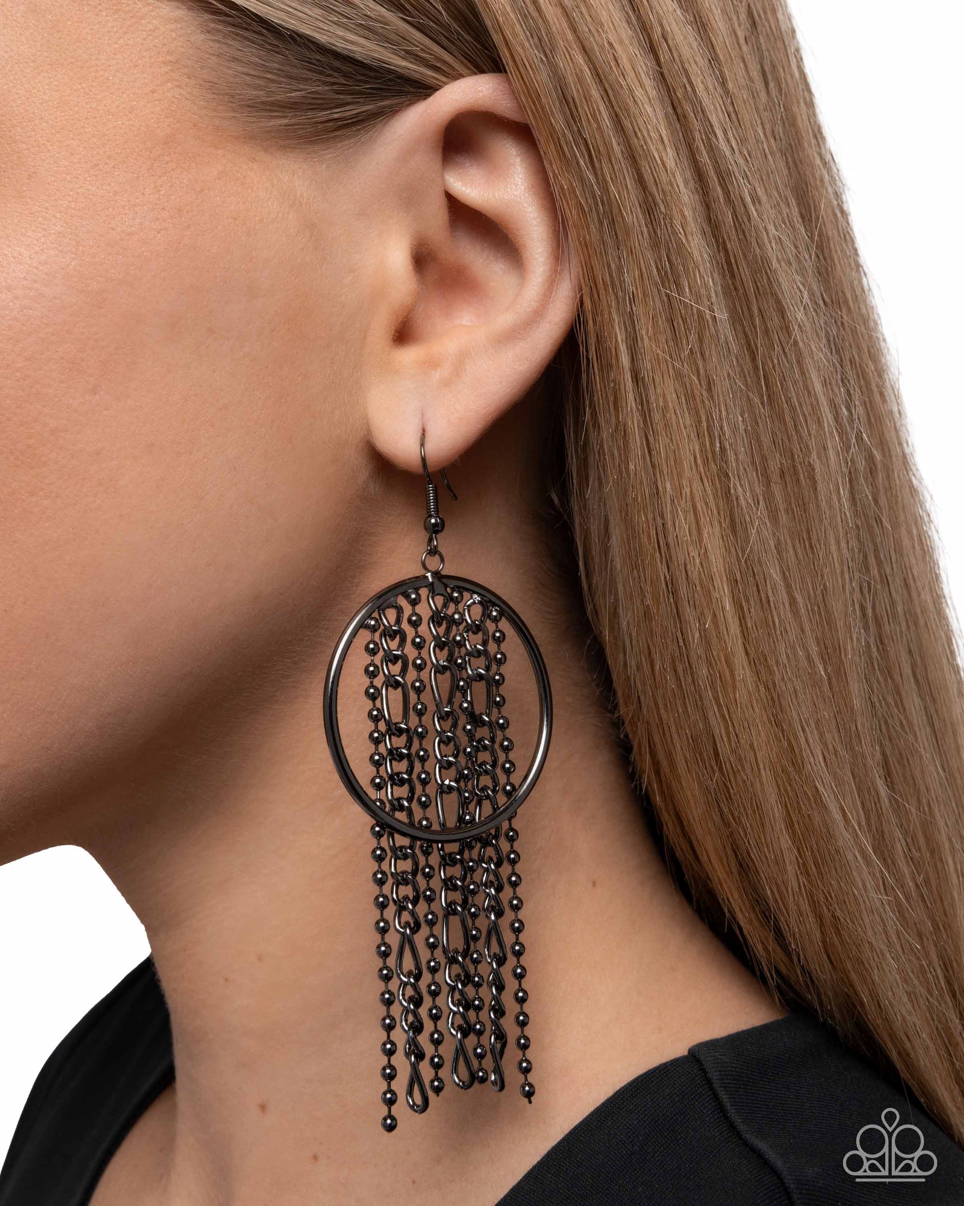 Laboriuso *Ordered 6/20* Paparazzi ♥ Laborious Lure - Black ♥ Earrings ...