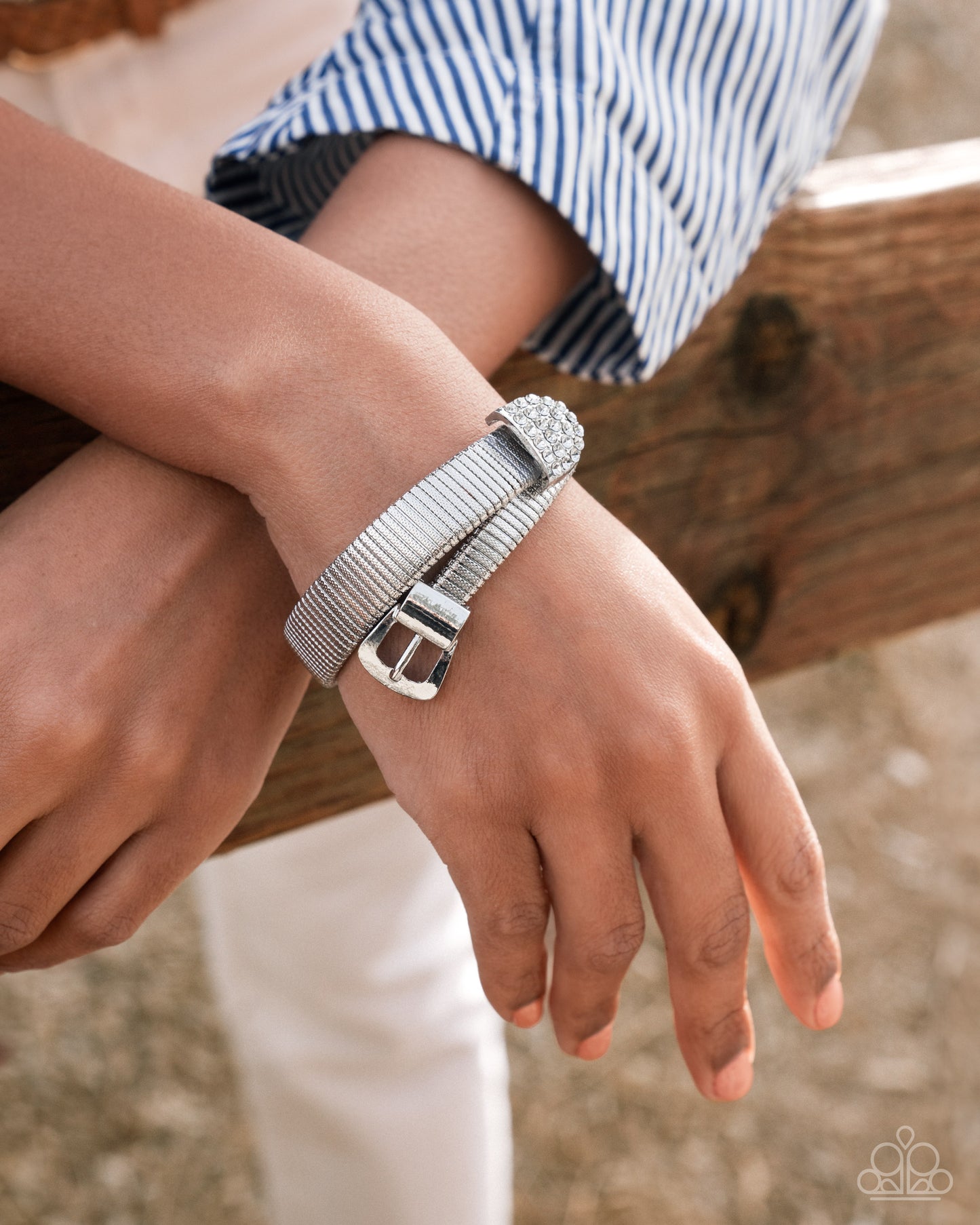 belted-brilliance-white-p9ed-wtxx-067xx