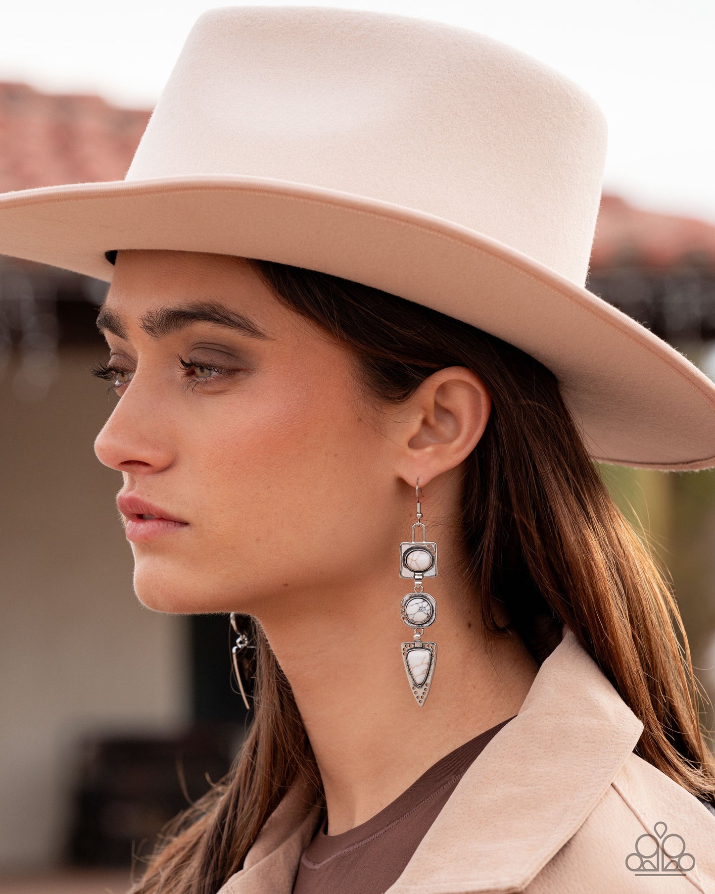 rustic-reputation-white-p5se-wtxx-245xx