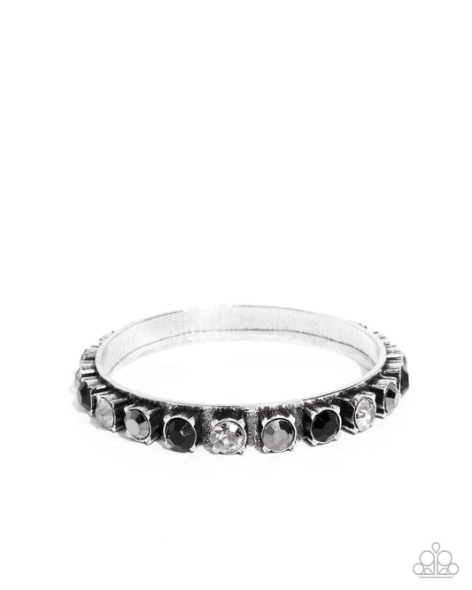 quiet-luxury-black-p9re-bkxx-422xx