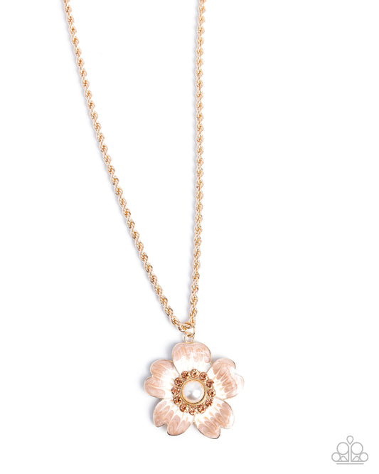 perennial-pendant-brown-p2re-bnxx-392xx