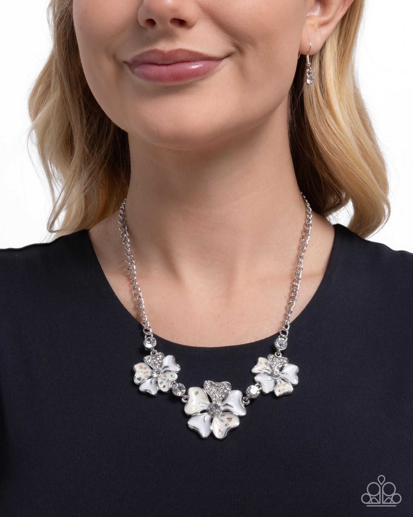 whimsical-wayfare-white-p2wh-wtxx-336xx