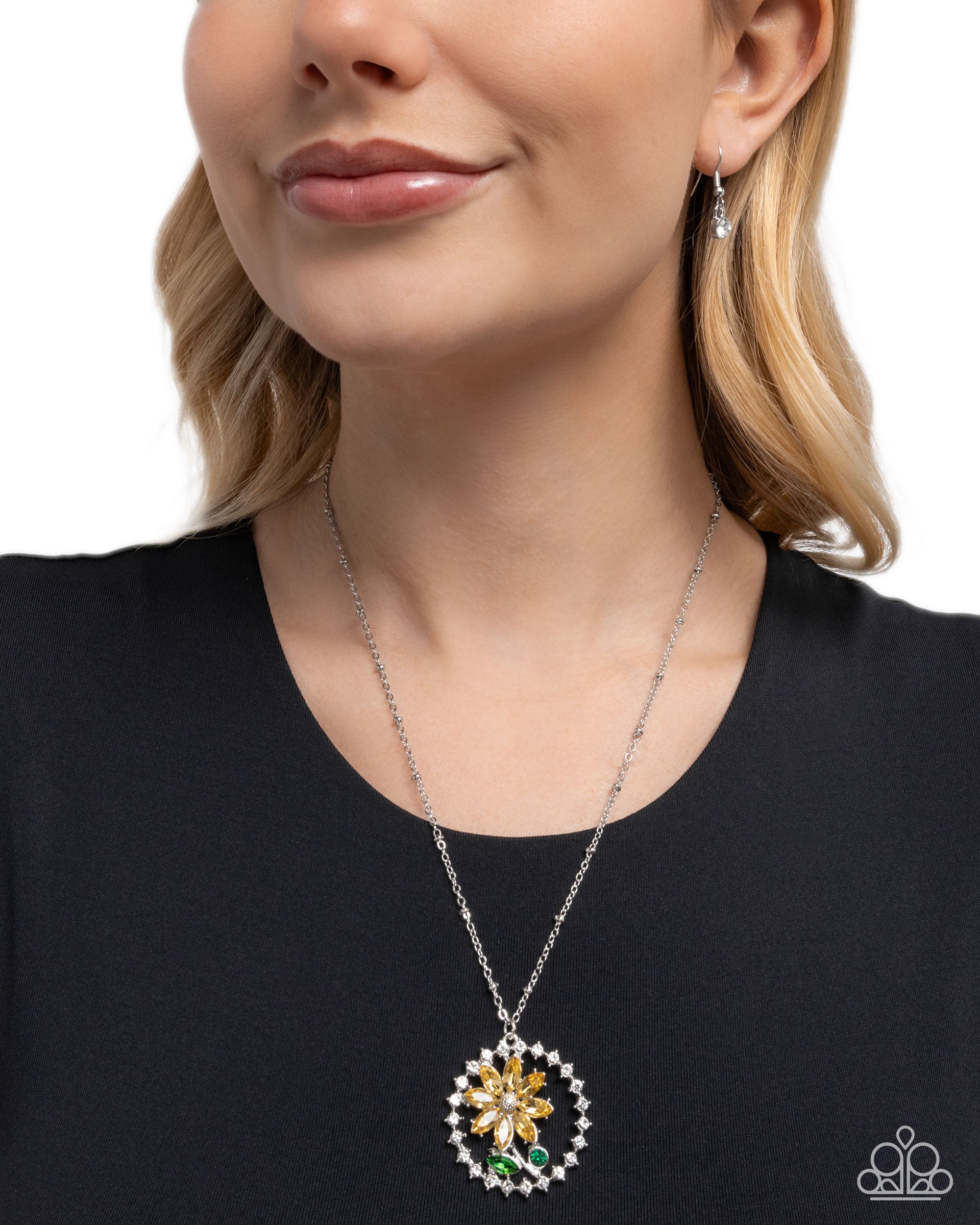 framing-florals-yellow-p2re-ywxx-134xx