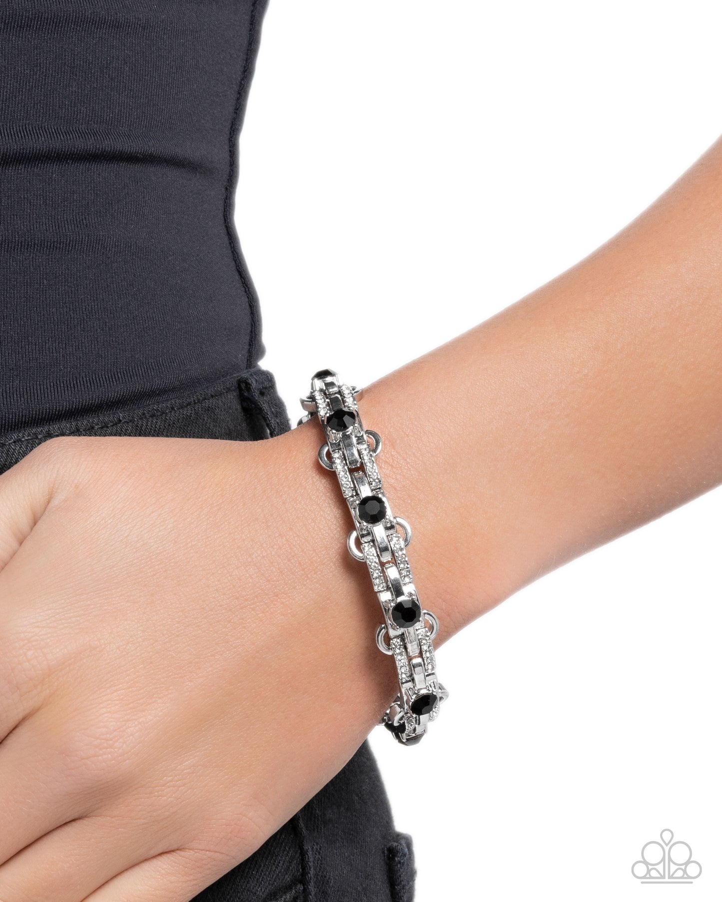 consuming-confidence-black-p9ed-bkxx-139xx