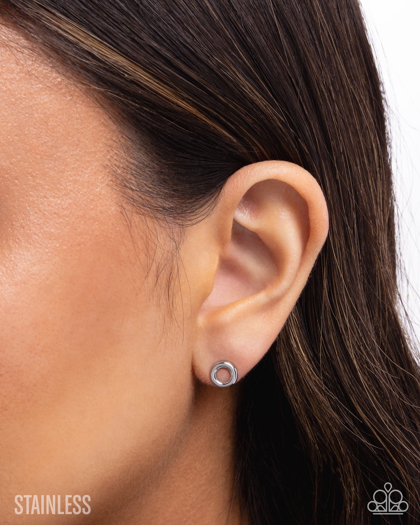 round-table-radiance-silver-p5po-svxx-336xx