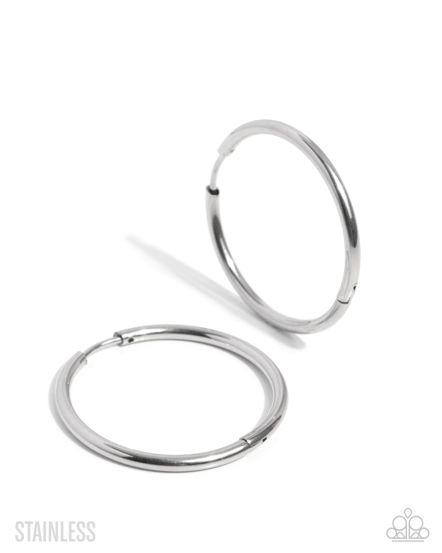 surmounting-sheen-silver-p5ho-svxx-472xx