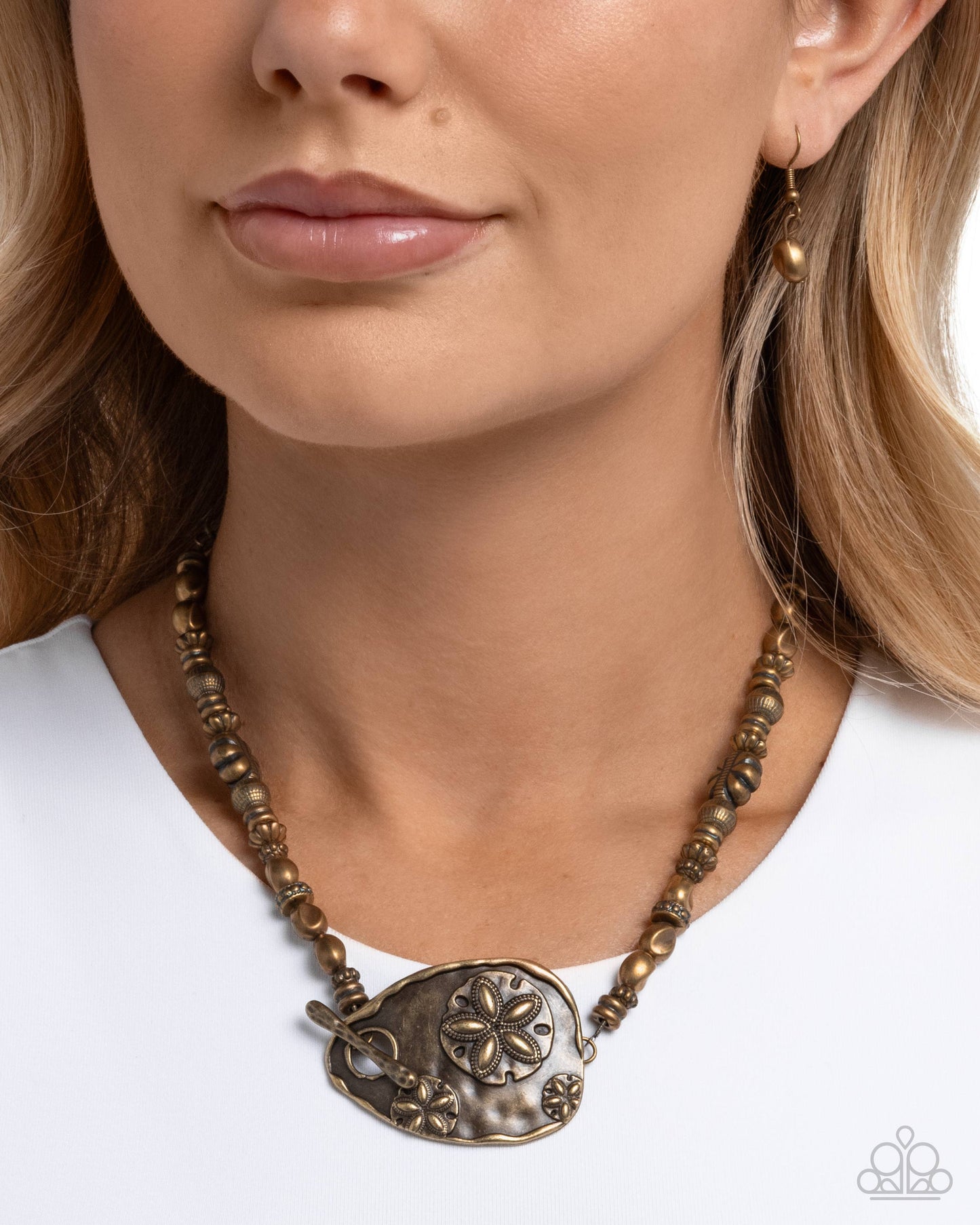 sand-dollar-statement-brass-p2se-brxx-187xx