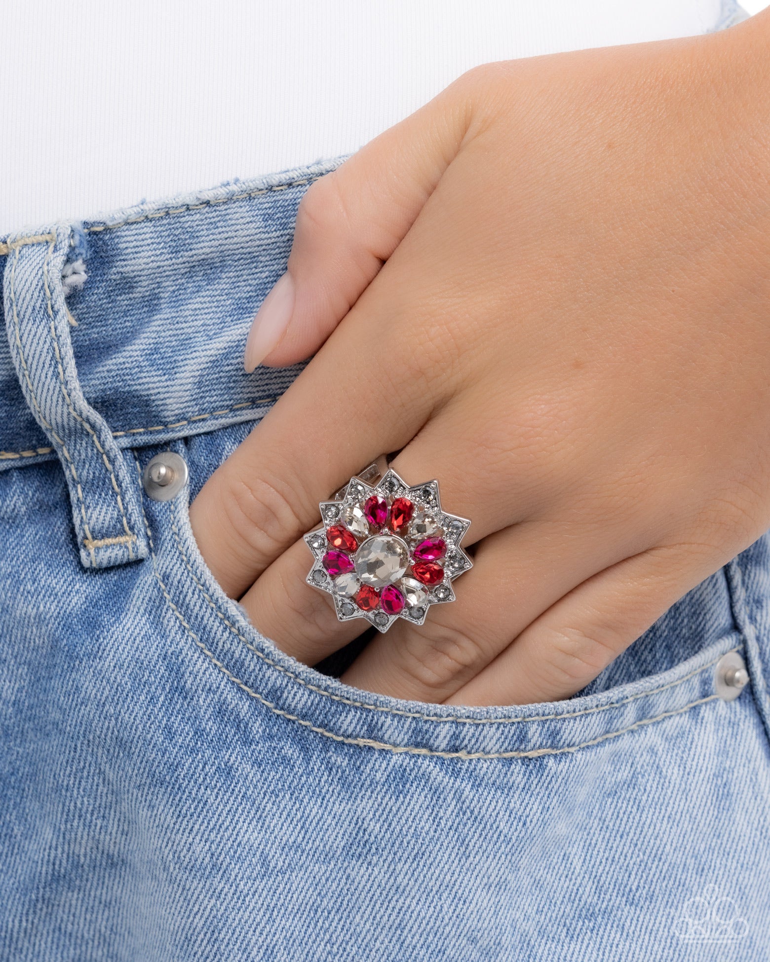 pointed-prowess-silver-p4re-svpk-217xx