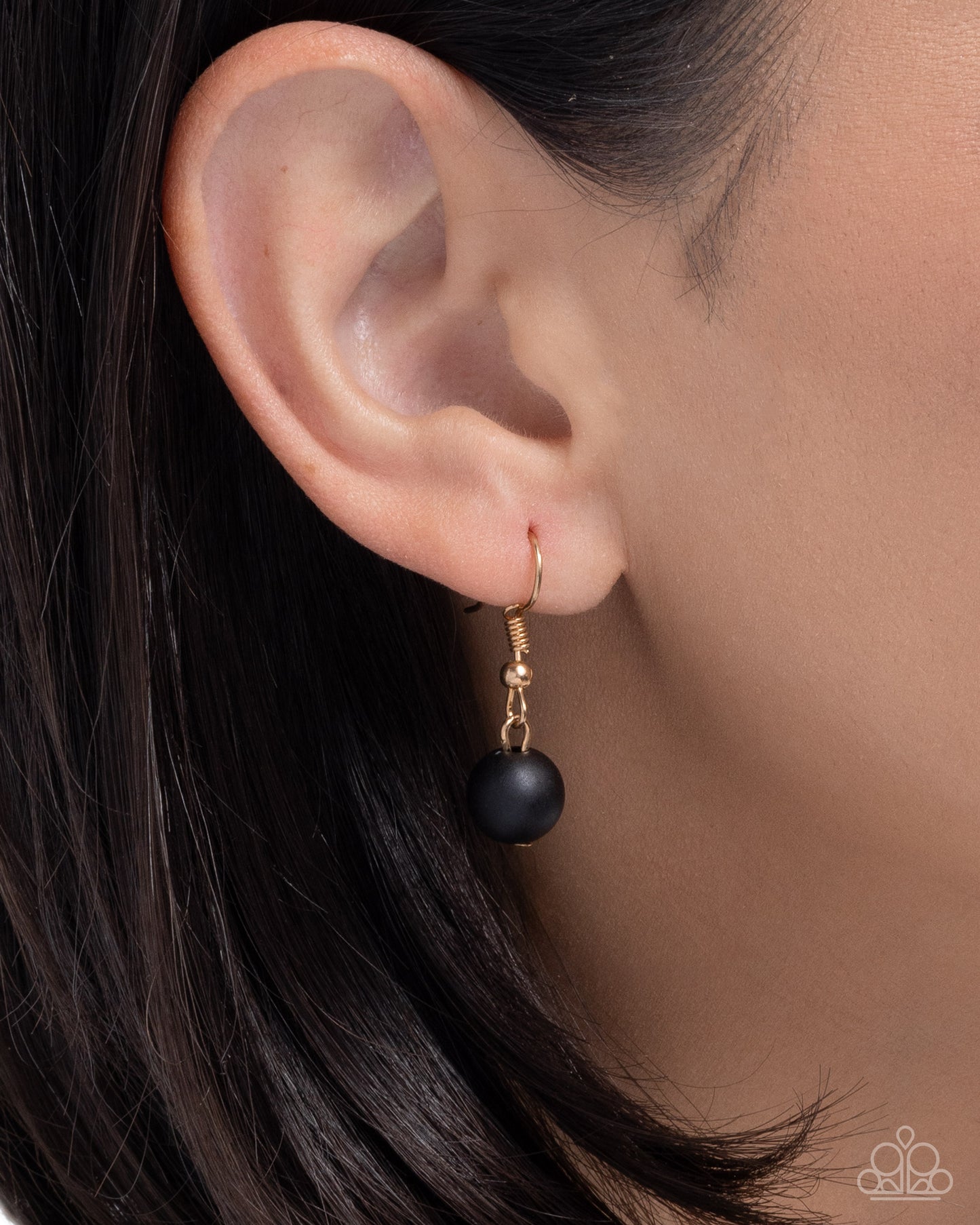 clustered-court-black-p2re-bkxx-539xx