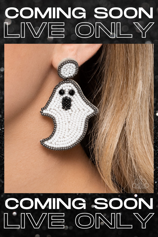 Paparazzi ♥ Ghost Story - White ♥  Post Earrings
