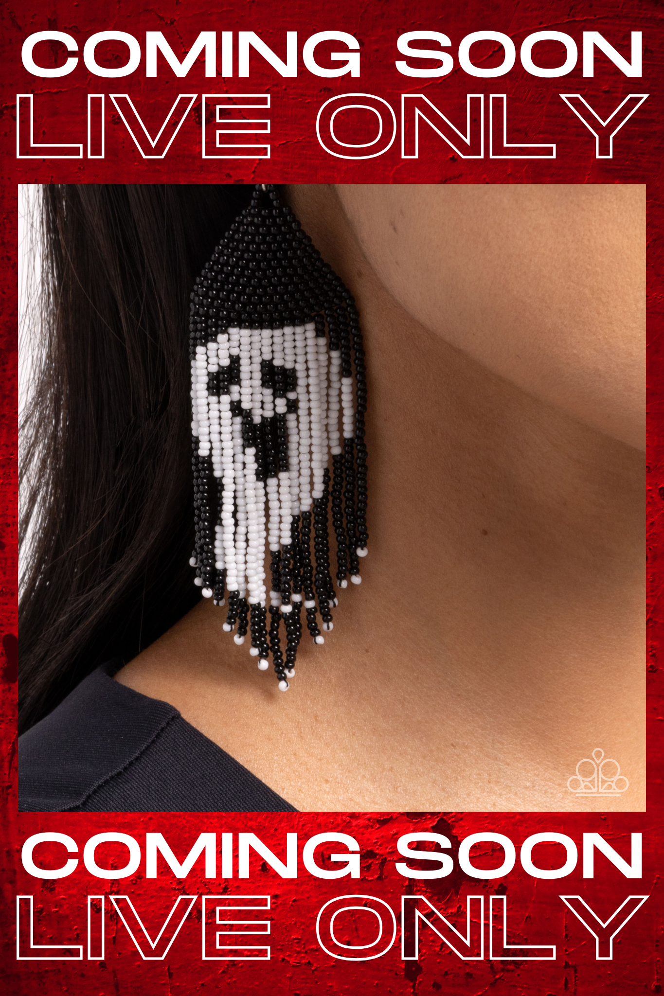 Paparazzi ♥ Spooky Strands - Black ♥  Earrings