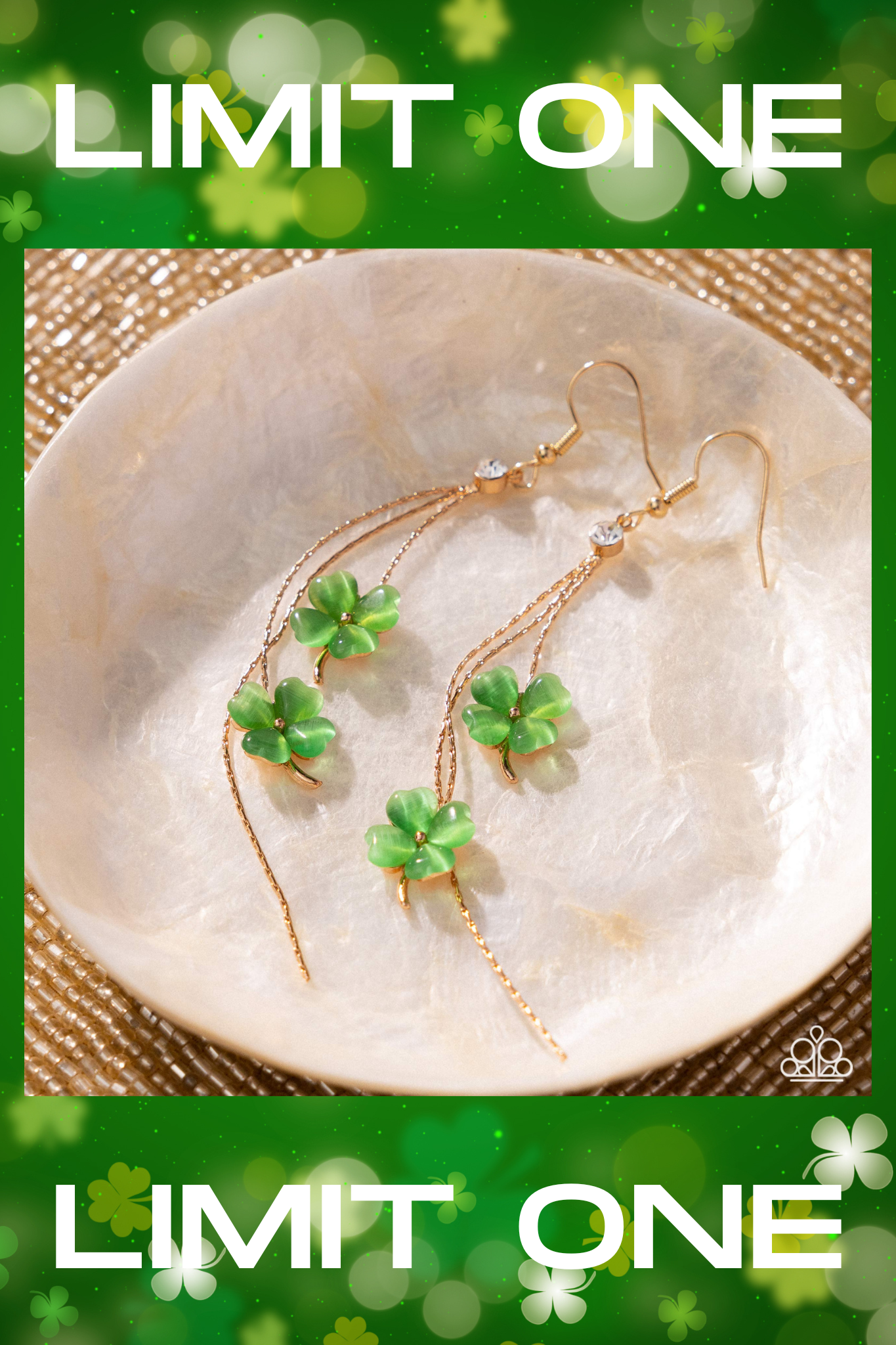 Paparazzi ♥ Dreamy Disposition - Gold ♥ Earrings