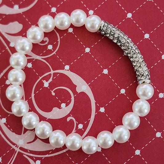 Paparazzi ♥ Elegance Embodied - White ♥  Bracelet