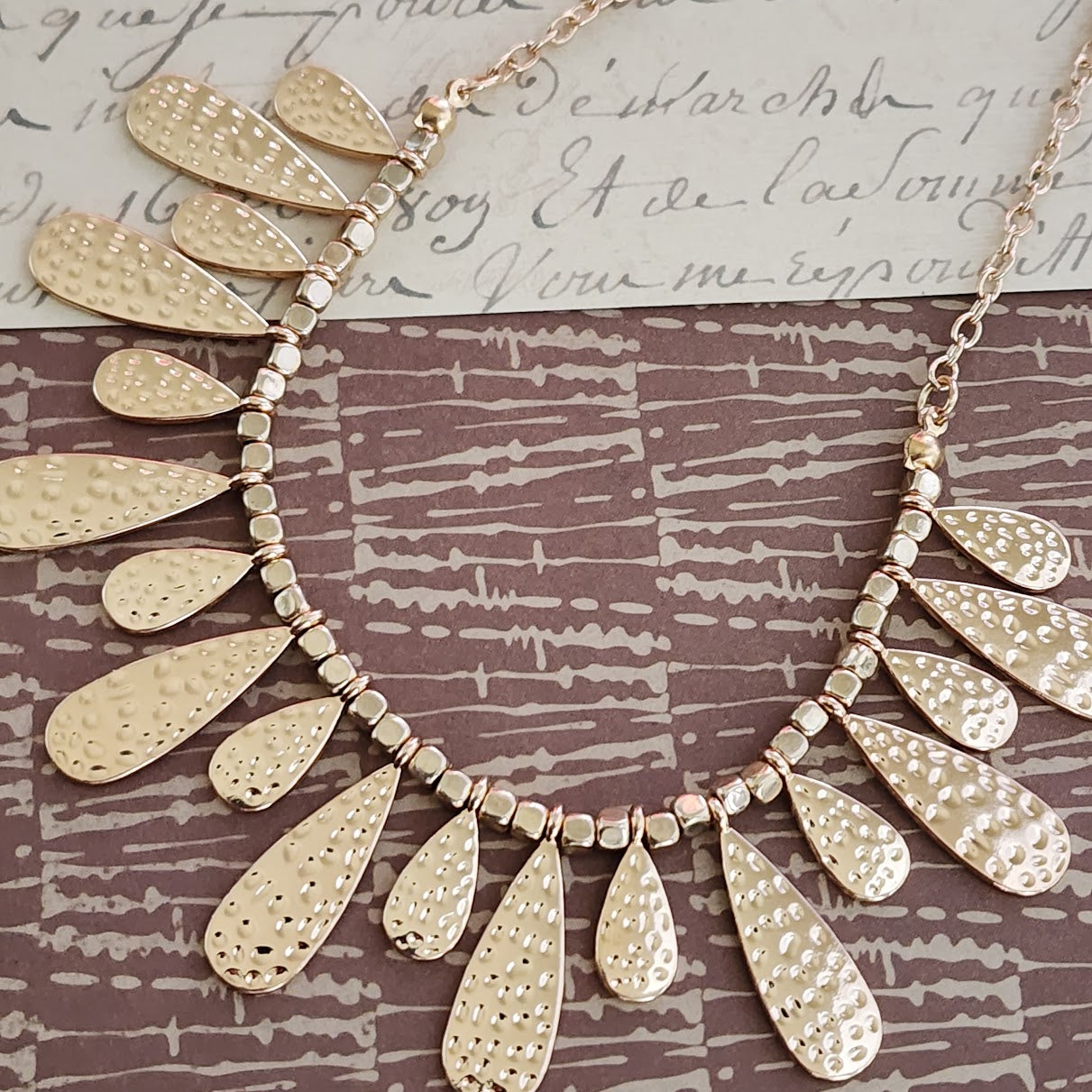 Paparazzi ♥ Compelling Confetti - Gold ♥  Necklace