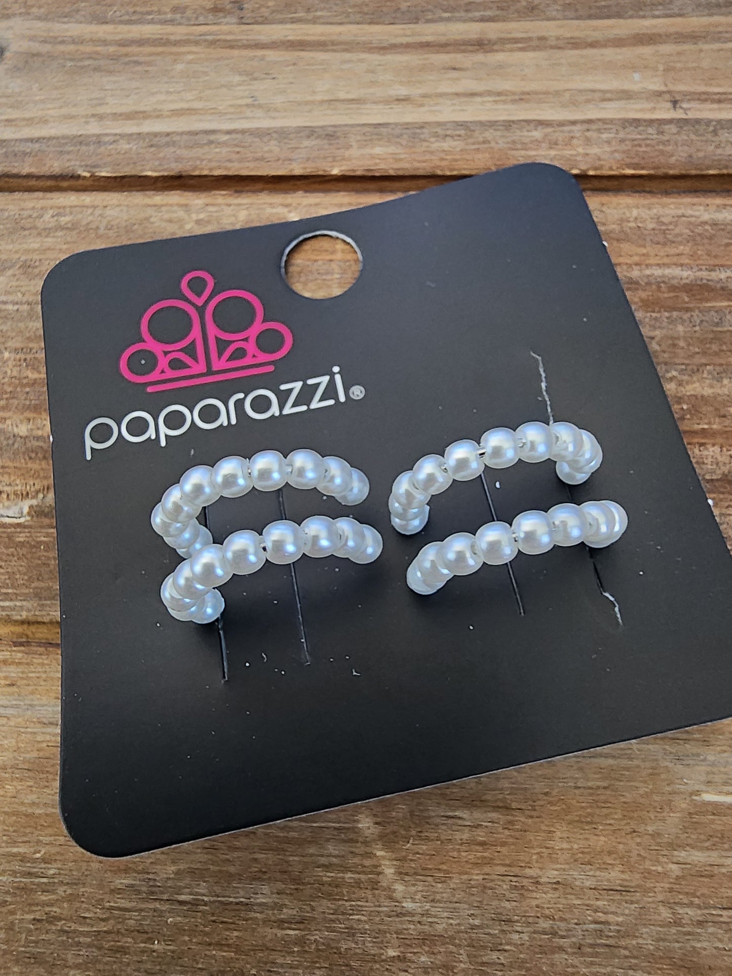 pearls-just-want-to-have-fun-white-p5po-cfwt-420xx_a_ht_P5PO-CFWT-420XX.jpg
