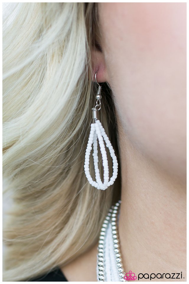 Paparazzi ♥ Life is BEAD-iful - White ♥ Necklace