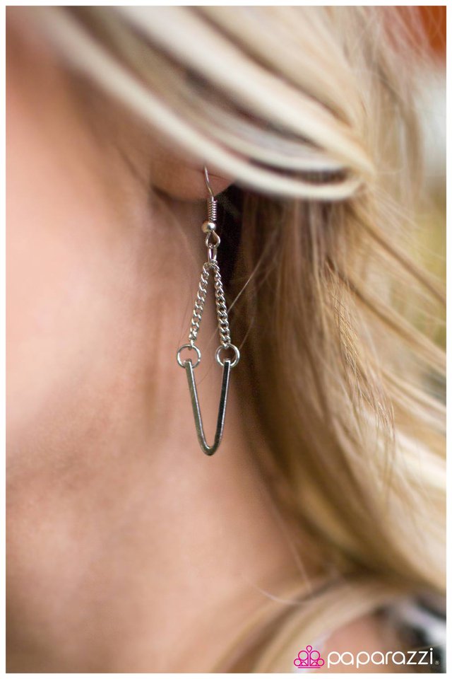 Paparazzi ♥ Queen Of The Jungle - Blue ♥ Necklace