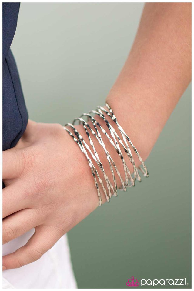 do-i-ever-cross-your-mind-p9in-svxx-049xx