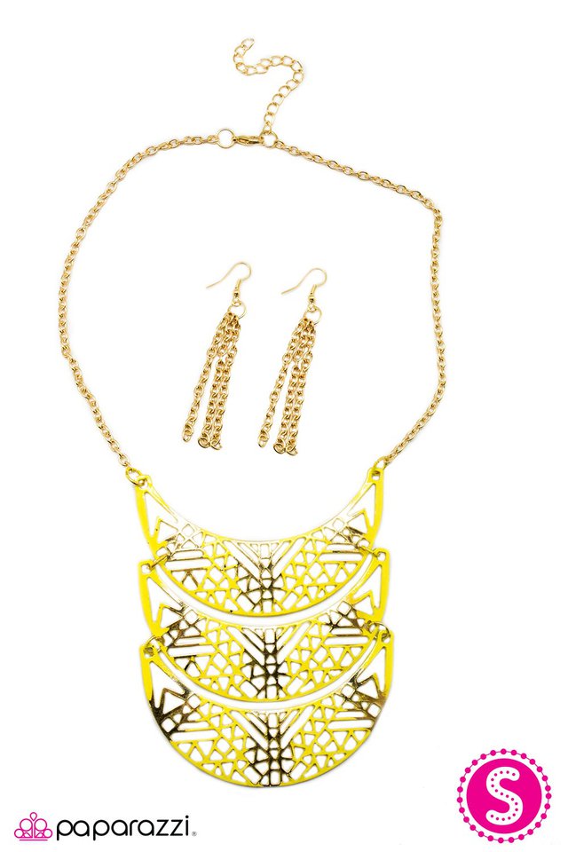 Paparazzi ♥ All INTENSE and Purposes - Yellow ♥ Necklace