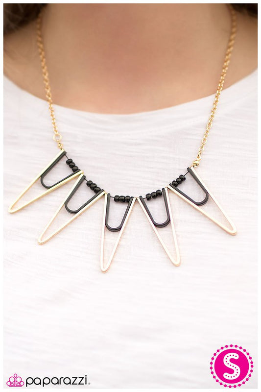 queen-of-the-jungle-gold-p2tr-gdbk-036xx