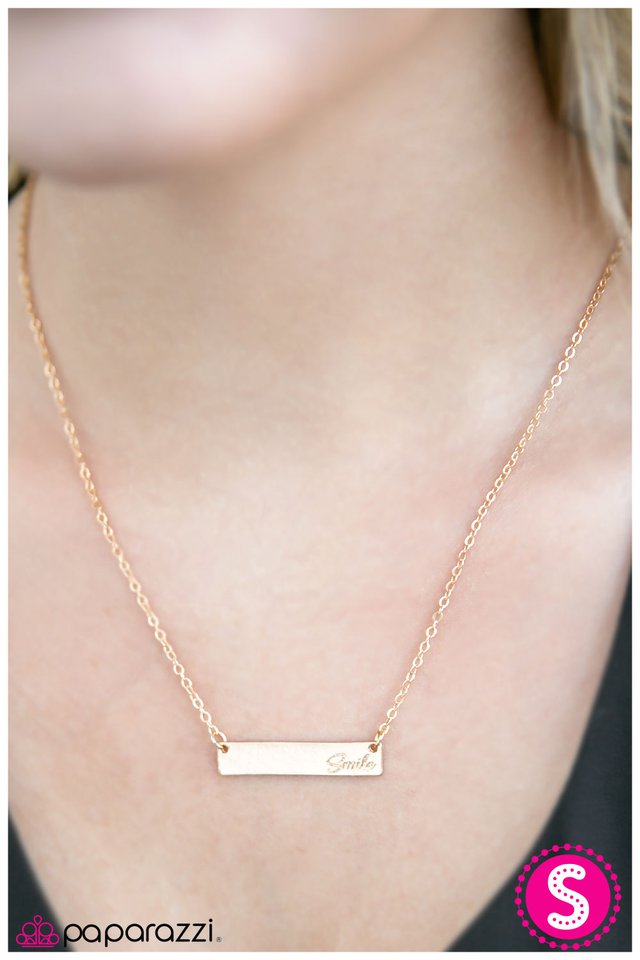 keep-smiling-gold-p2da-gdxx-046xx