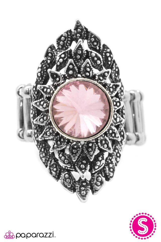 Paparazzi ♥ Nature Lover - Pink ♥ Ring