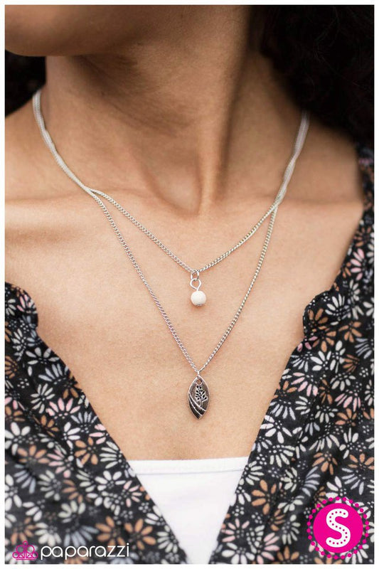 one-tree-hill-white-p2se-wtxx-053xx