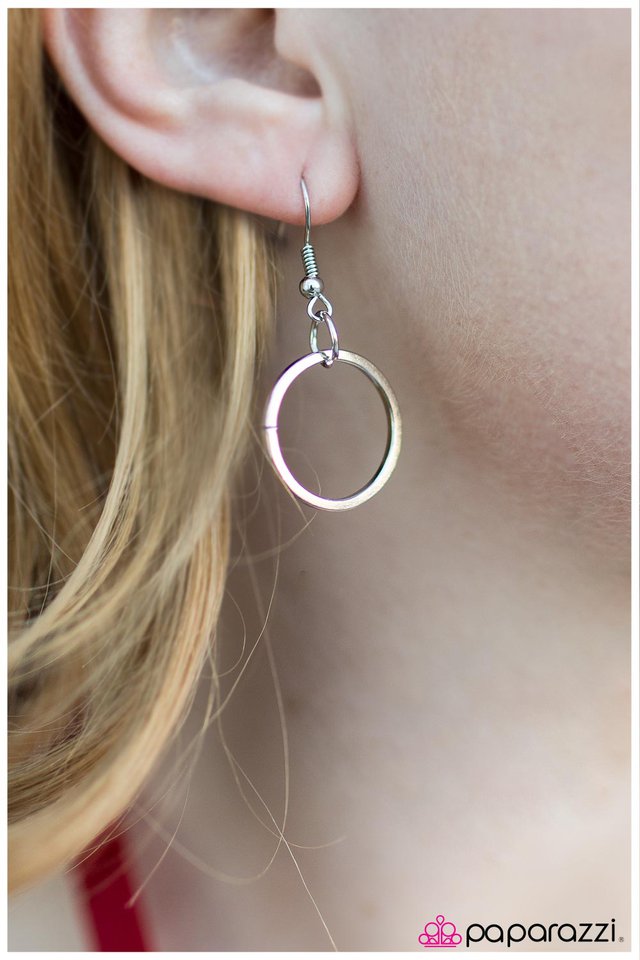 Paparazzi ♥ KNOT So Lady Like - Red ♥ Necklace